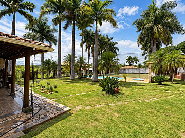 S�tio com Bel�ssima �rea Verde em Capim Branco