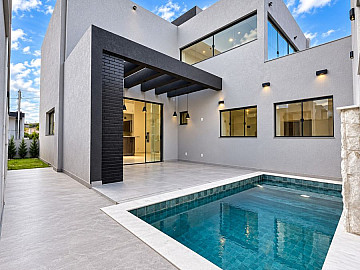 Casa com 4 quartos, 162 m�